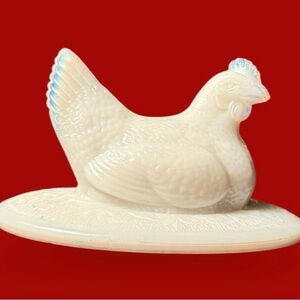 Vintage ~ White Milk Glass ~ Hen On Nest ~ Lid Only ~ Home Decor